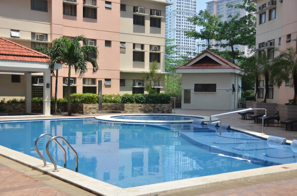 A Homey Place At Adriatico Manila Exterior foto